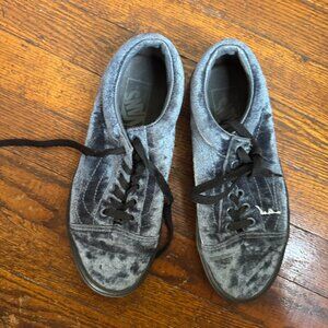Vans Off The Wall Women’s 6.5 Crushed Blue Velvet Low Top Shoes
